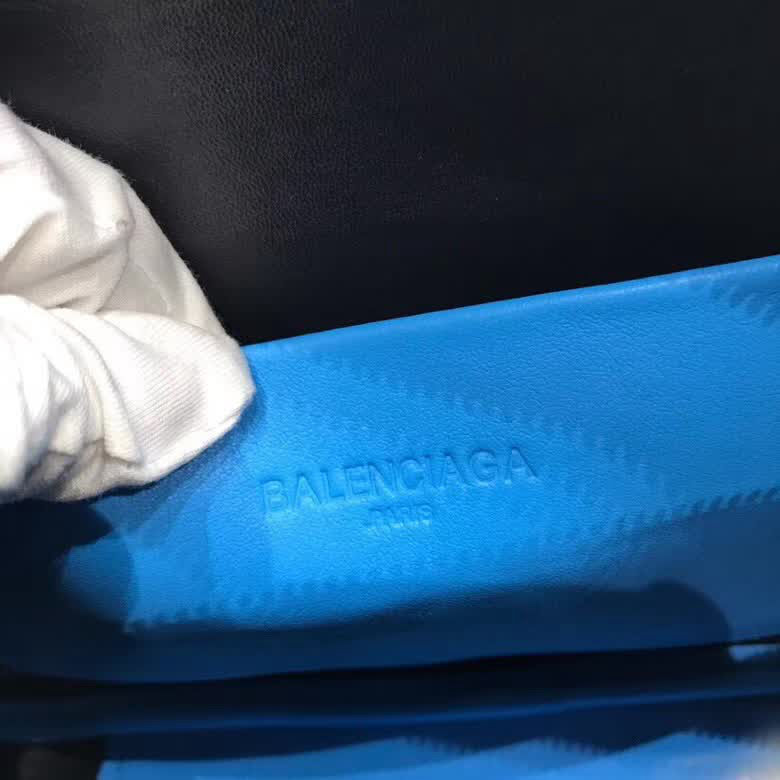 BALENCIAG巴黎世家 大號 萌寵相機包  BL1796